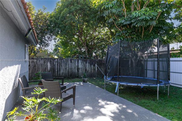 Backyard, Exterior, Playground