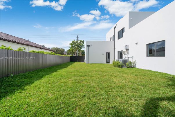 Backyard, Exterior