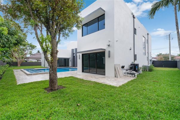 Backyard, Exterior, Pool