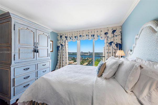 Bedroom, Interior, Water