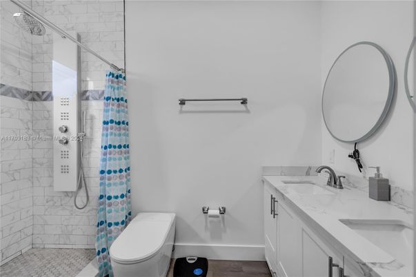 Bathroom, Interior