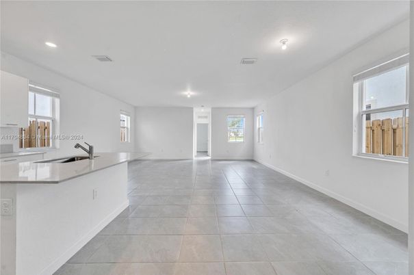 Empty room, Interior, Kitchen, Recessed Lighting