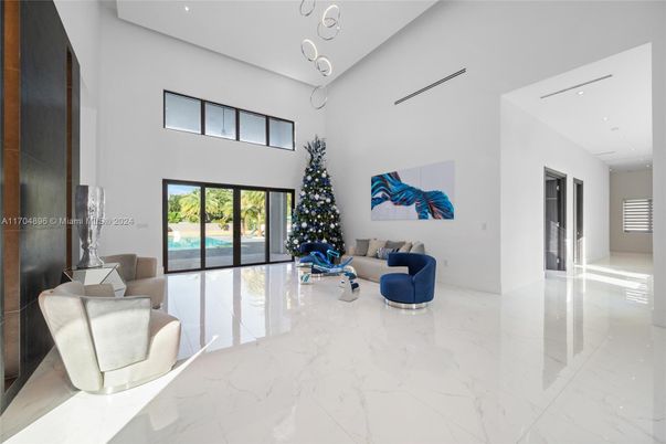 Interior, Living room, Marble, Pendant Lights, Recessed Lighting
