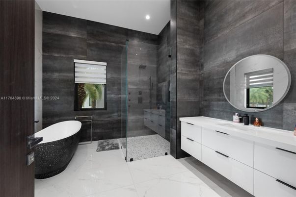 Bathroom, Dual Sink Vanities, Free Standing Baths, Glass Shower, Interior, Marble, Recessed Lighting