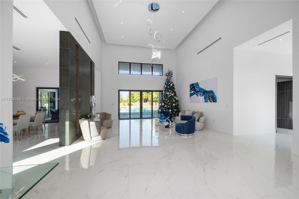 Dining room, Interior, Marble, Pendant Lights, Recessed Lighting