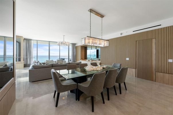Chandelier, Dining room, Interior, Living room, Water