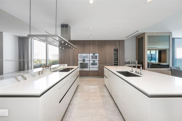 Interior, Kitchen, Pendant Lights, Recessed Lighting, Stainless Steel Appliances, Water