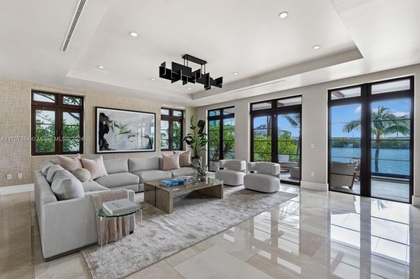 Interior, Living room, Recessed Lighting, Water