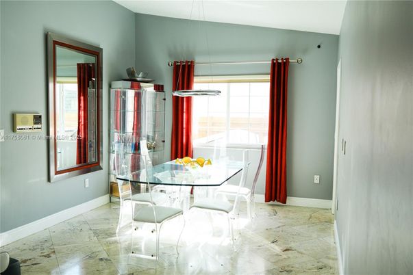 Dining room, Interior, Pendant Lights