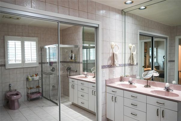 Bathroom, Dual Sink Vanities, Glass Shower, Interior, Recessed Lighting