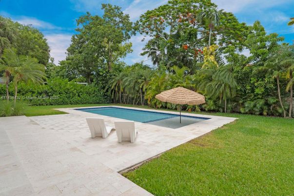 Backyard, Exterior, Pool