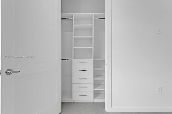 Interior, Walk-in Closets