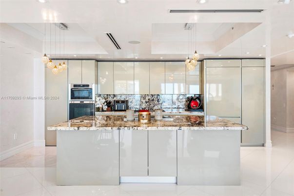 Chandelier, Interior, Kitchen, Pendant Lights, Recessed Lighting, Stainless Steel Appliances