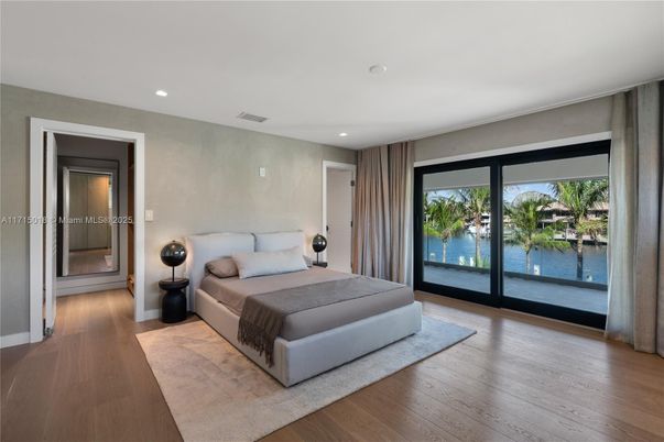 Bedroom, Interior, Recessed Lighting, Water, Wood Texture Flooring