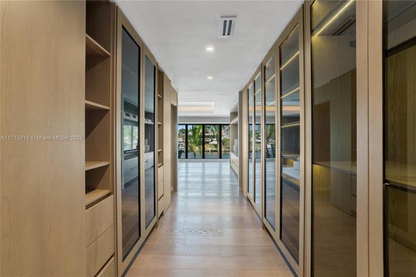 Interior, Recessed Lighting, Walk-in Closets, Wood Texture Flooring