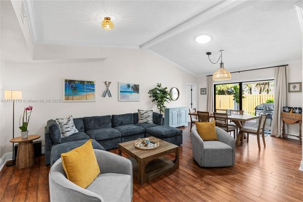 Dining room, Interior, Living room, Pendant Lights, Recessed Lighting, Wood Texture Flooring