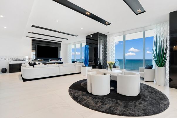 Dining room, Interior, Living room, Recessed Lighting, Water