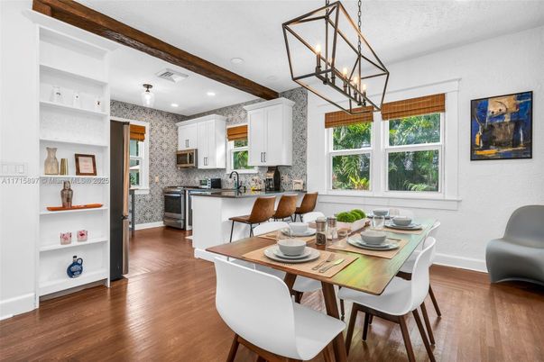 Chandelier, Dining room, Interior, Kitchen, Pendant Lights, Recessed Lighting, Wooden Beams, Wood Texture Flooring