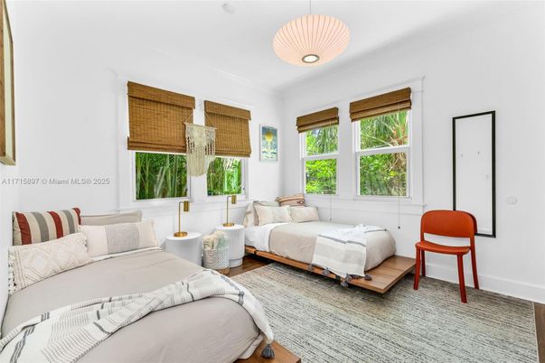 Bedroom, Interior, Pendant Lights, Wood Texture Flooring
