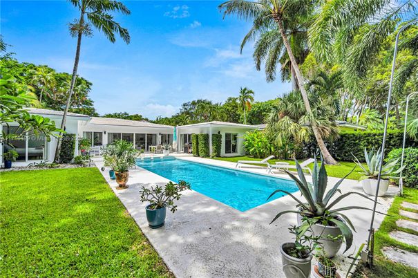 Backyard, Exterior, Pool