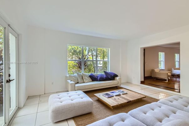 Interior, Living room