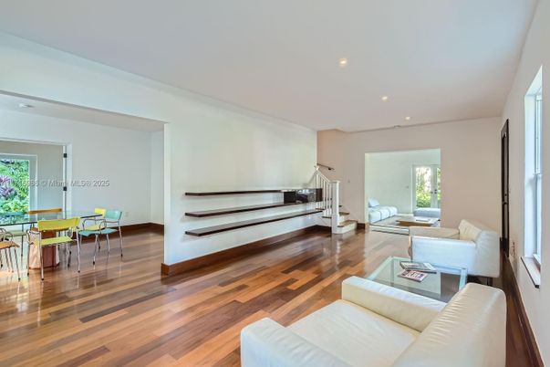 Dining room, Interior, Living room, Recessed Lighting, Wood Texture Flooring