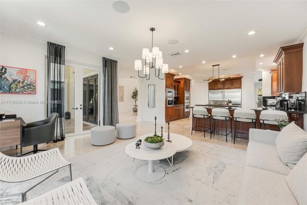 Chandelier, Dining room, Interior, Kitchen, Living room, Pendant Lights, Recessed Lighting, Stainless Steel Appliances