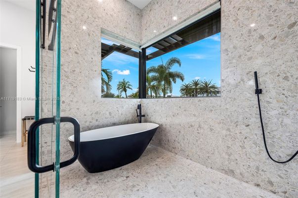 Bathroom, Free Standing Baths, Glass Shower, Interior, Recessed Lighting