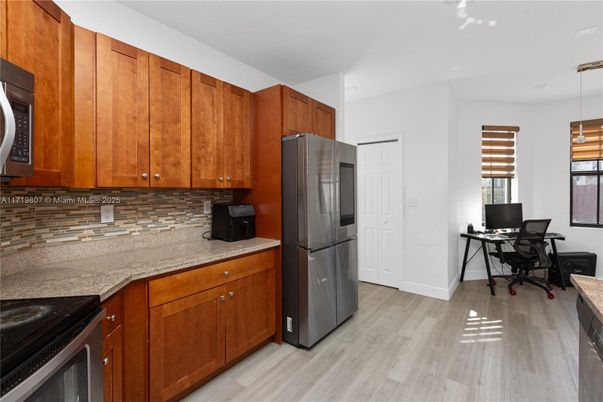 Interior, Kitchen, Pendant Lights, Wood Texture Flooring