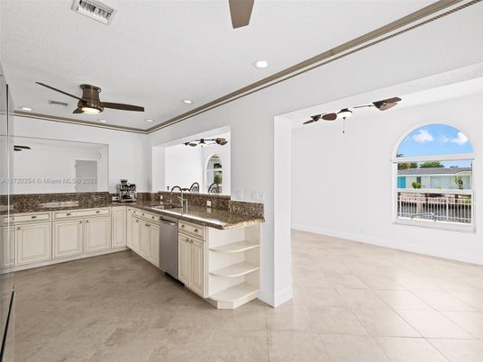 Interior, Kitchen, Recessed Lighting