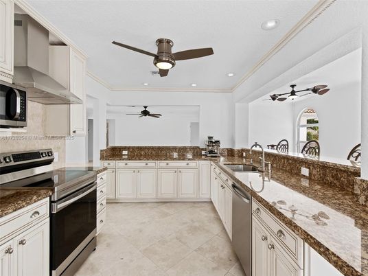Interior, Kitchen, Recessed Lighting
