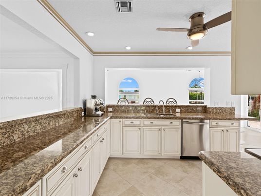 Interior, Kitchen, Recessed Lighting
