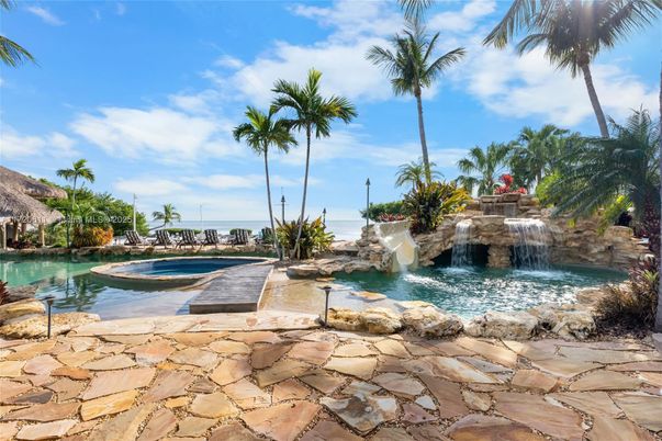 Exterior, Lake, Pool