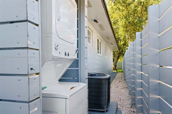 Exterior, Washer