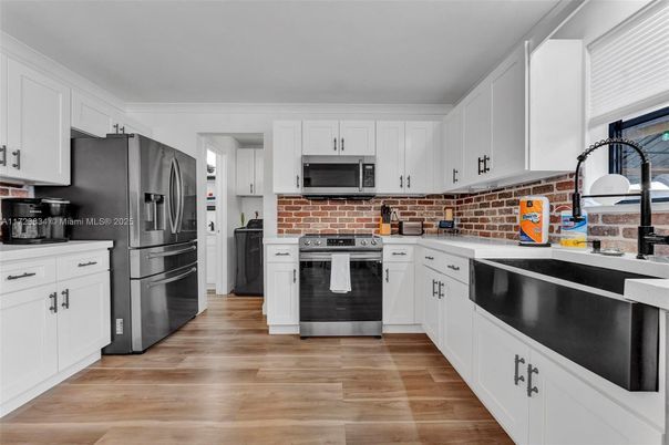 Interior, Kitchen, Stainless Steel Appliances, Wood Texture Flooring