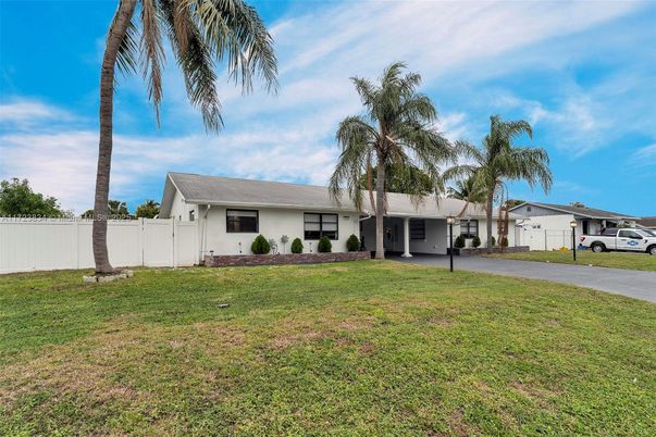 Attached, Backyard, Exterior, Facade, Ranch