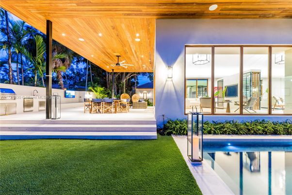 Backyard, Exterior, Pool