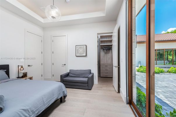 Bedroom, Interior, Pendant Lights, Wood Texture Flooring