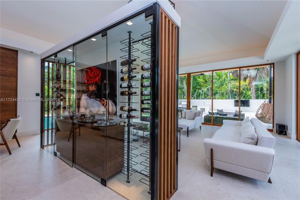 Dining room, Interior, Living room, Wine Storage