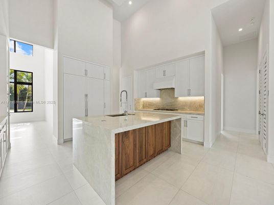 Interior, Kitchen, Recessed Lighting