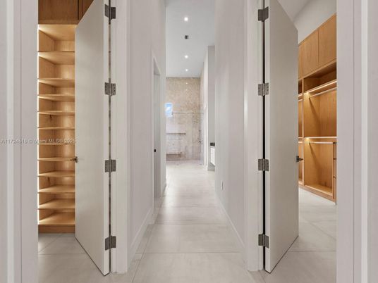 Interior, Recessed Lighting