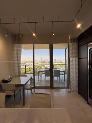 Dining room, Interior