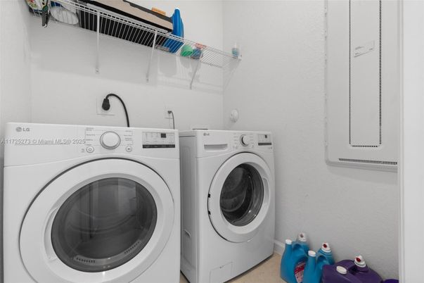 Interior, Utility Closets, Washer