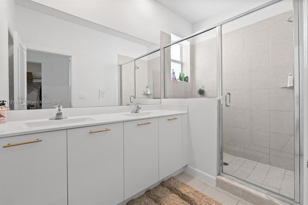 Bathroom, Dual Sink Vanities, Glass Shower, Interior