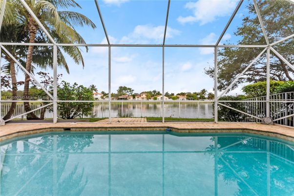 Glass Ceilings, Interior, Pool, Sun Room, Water