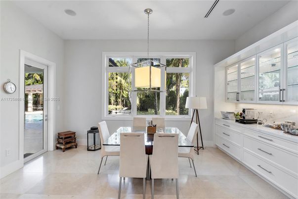 Dining room, Interior, Pendant Lights