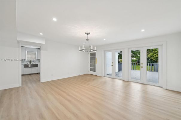 Chandelier, Empty room, Interior, Pendant Lights, Recessed Lighting, Wood Texture Flooring