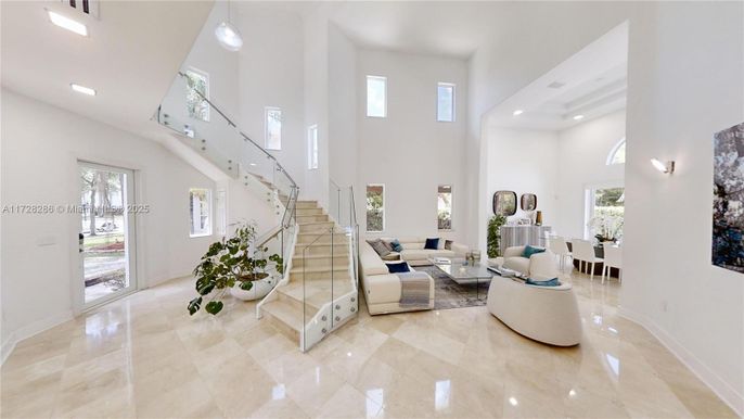 Dining room, Interior, Living room, Pendant Lights, Recessed Lighting