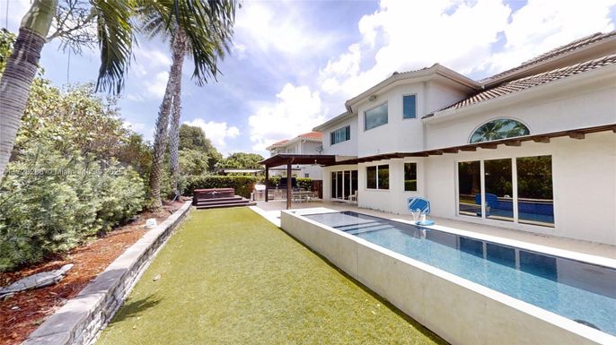 Backyard, Exterior, Pool