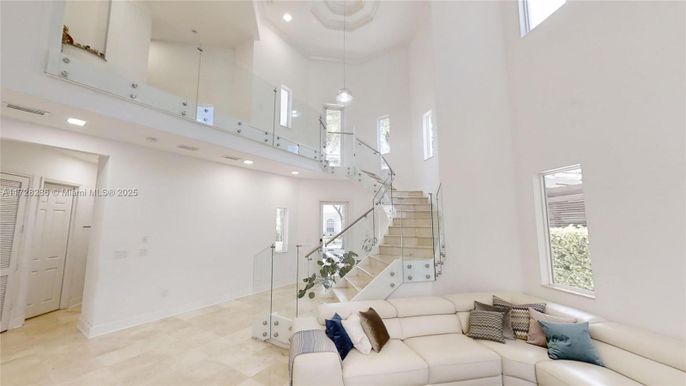 Interior, Living room, Pendant Lights, Recessed Lighting